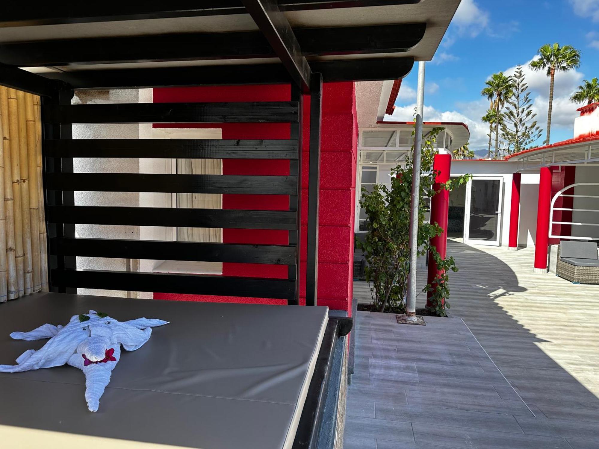 Paradise - Fkk Swinger & Nudist Couples Only Maspalomas (Gran Canaria)
