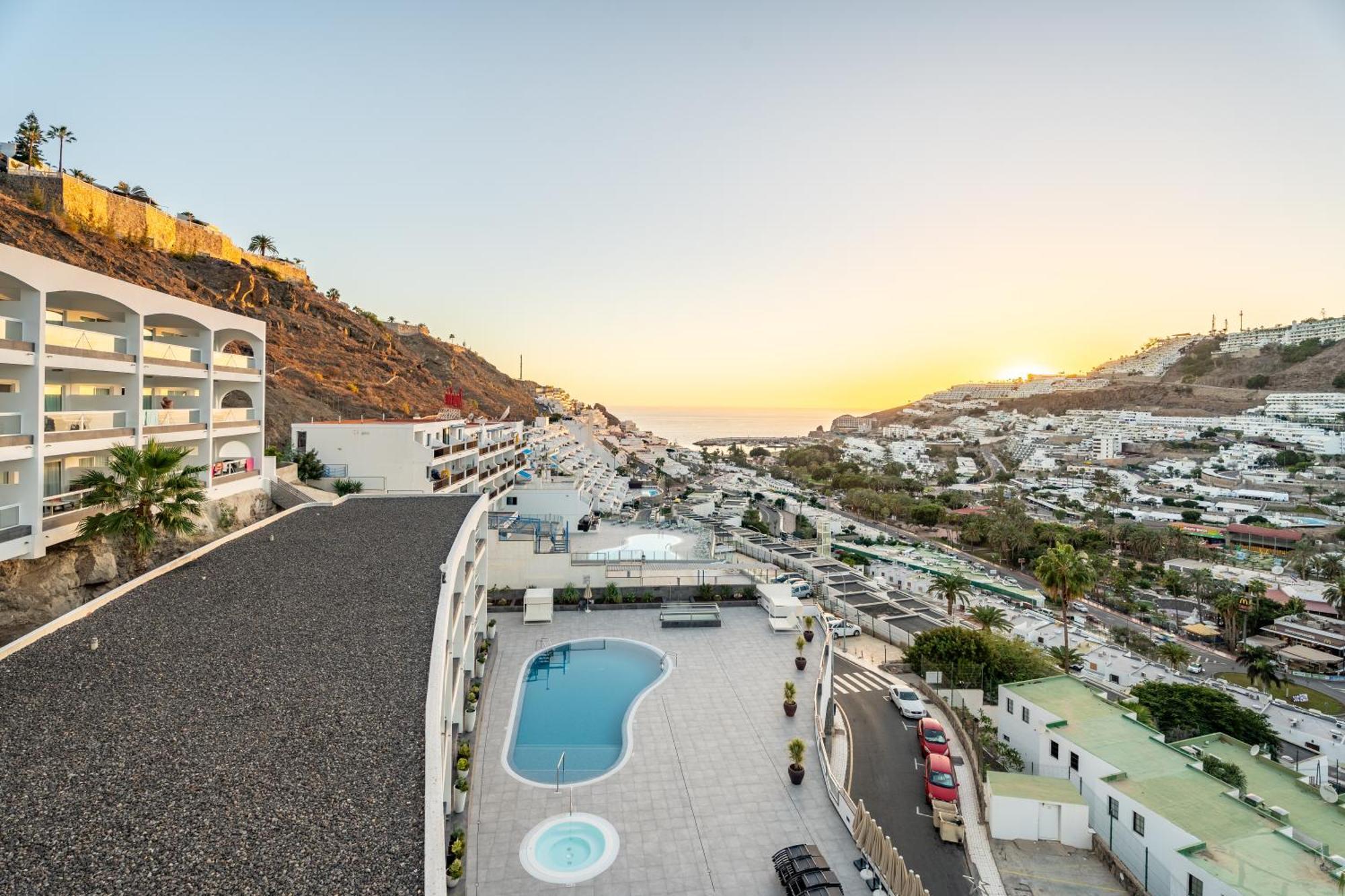 Altair * Puerto Rico (Gran Canaria)