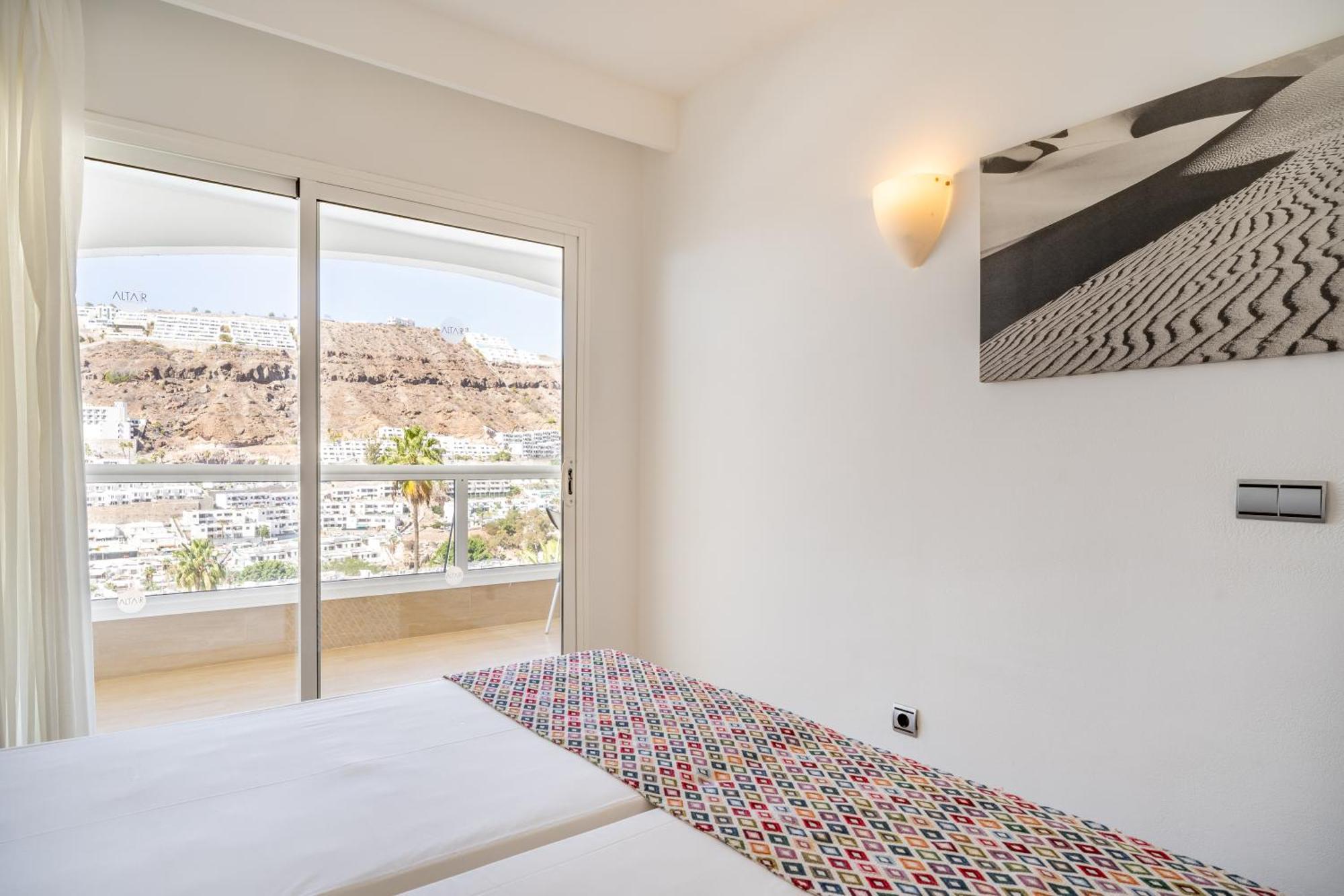 Altair Apartment *