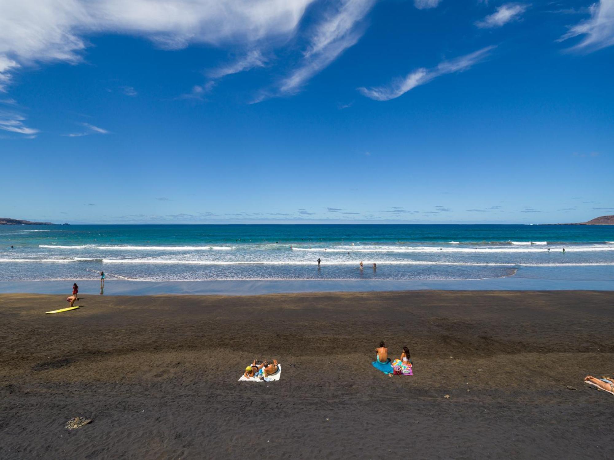 Dark By Canariasgetaway * Las Palmas / Gran Canaria
