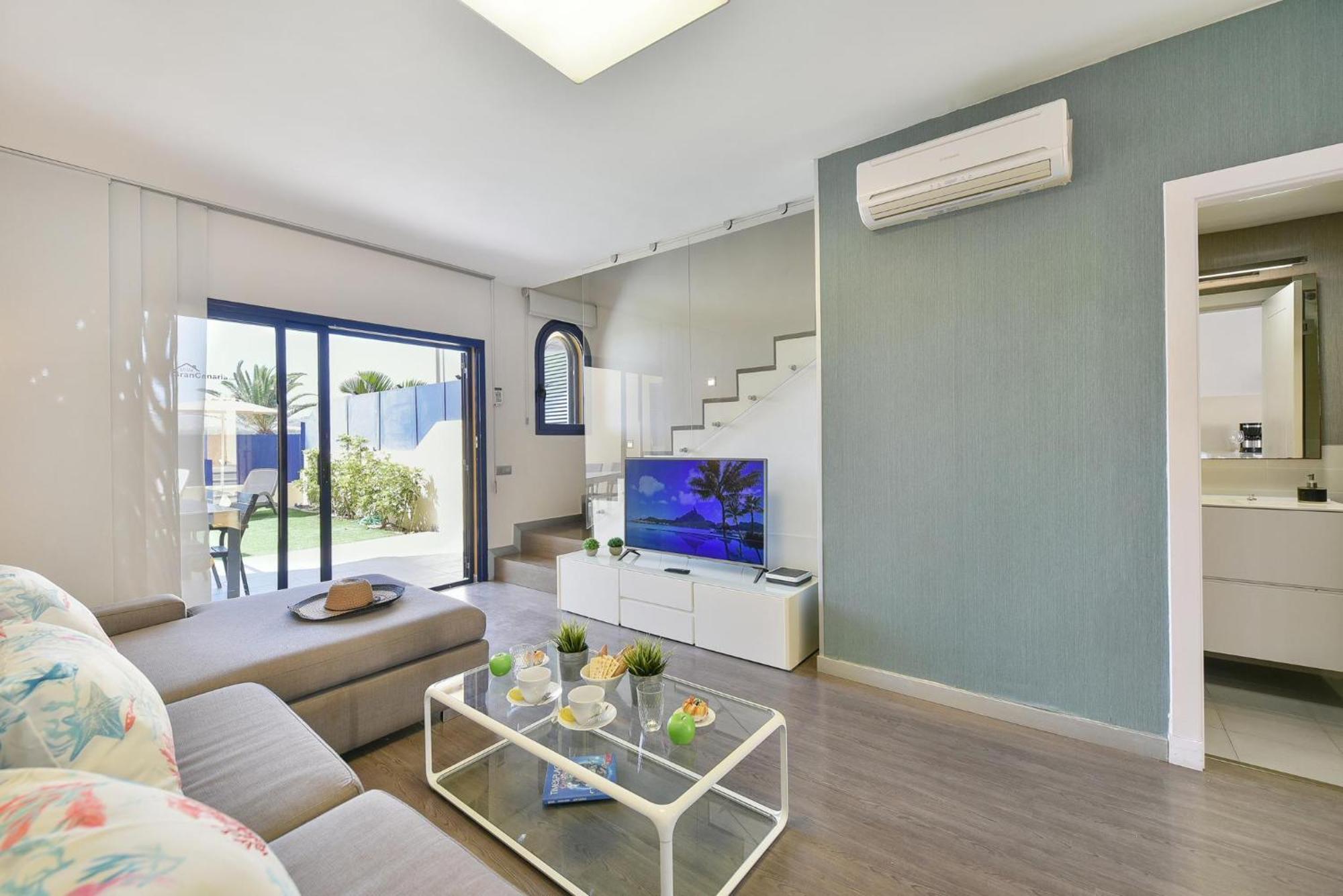 Blue Bay With Terrace *