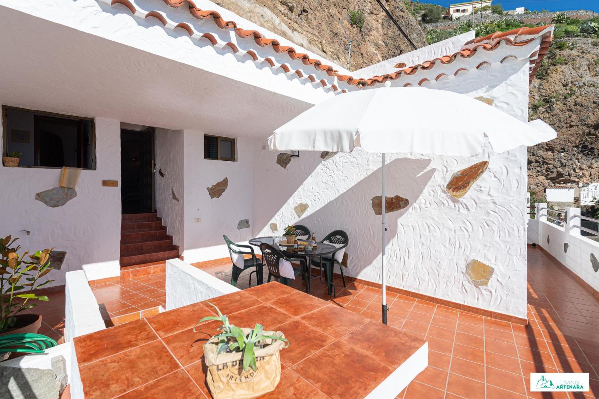 Living - Cave House & Terrace Adults Only *