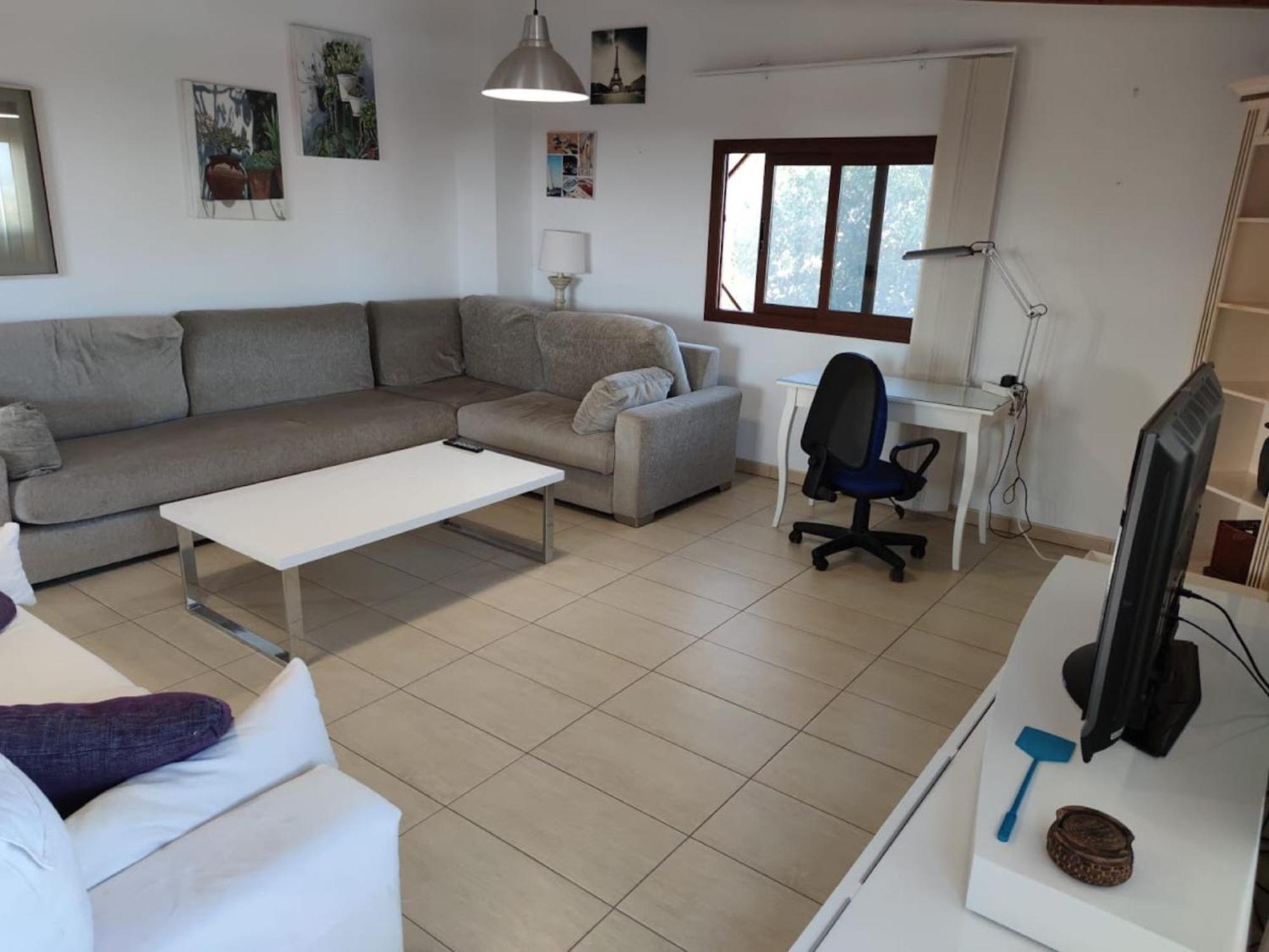 Sunset And Oceanview 2 Bedroom With Shared Pool Apartment