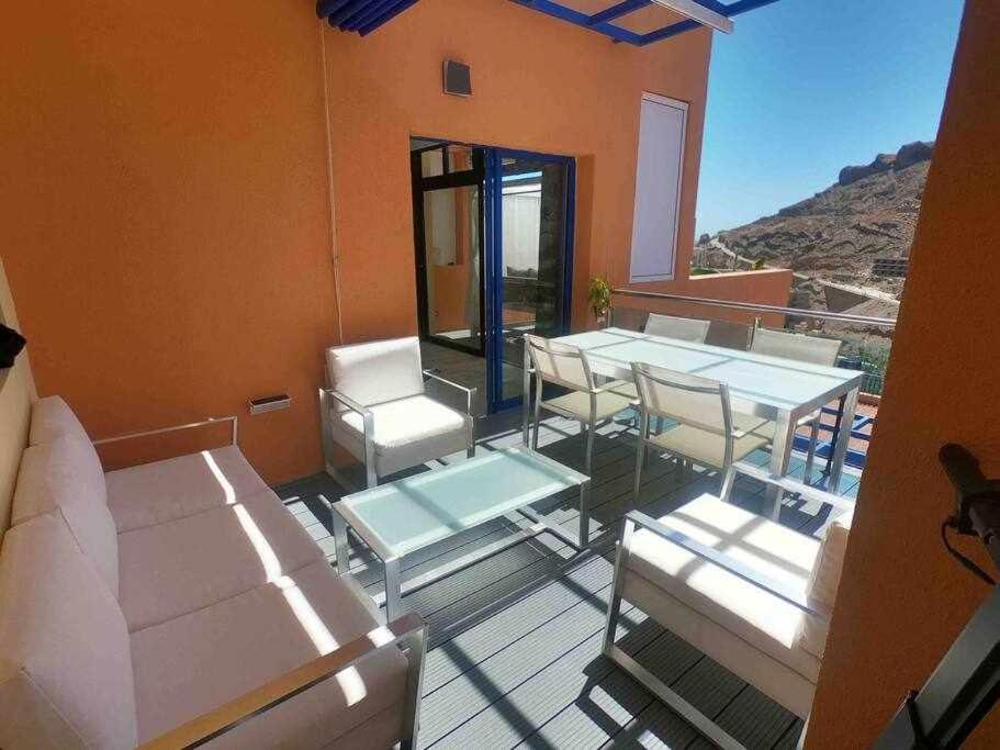 Appartement Con Diseno Moderno Y Piscina