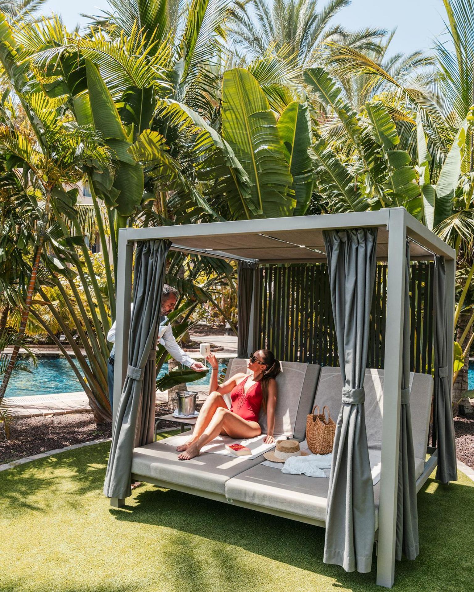 Unique Club At Lopesan Costa Meloneras Maspalomas (Gran Canaria)