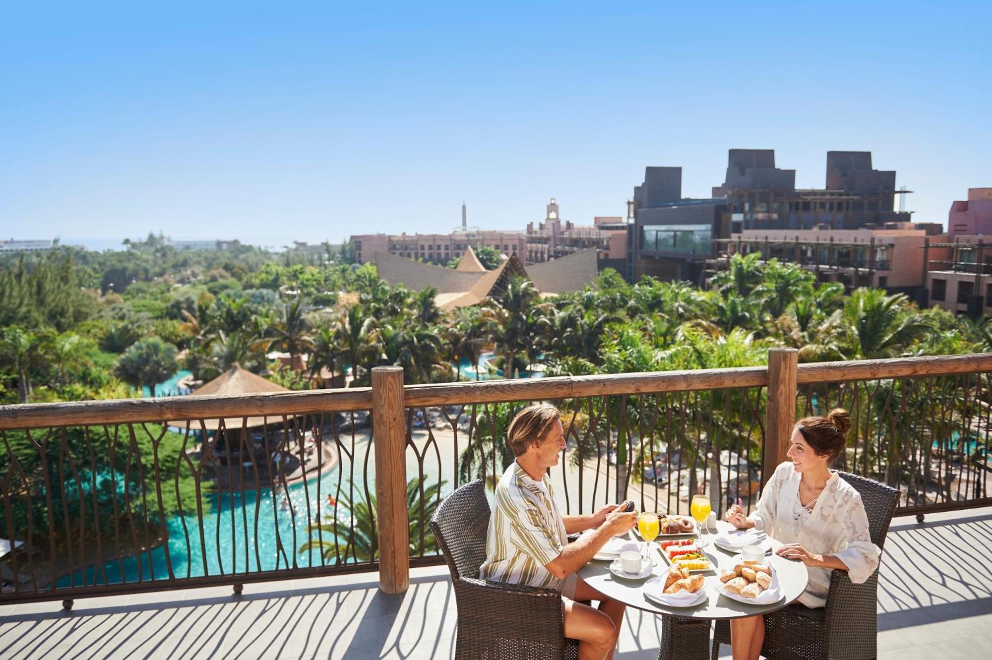 Hotel Lopesan Baobab 5*