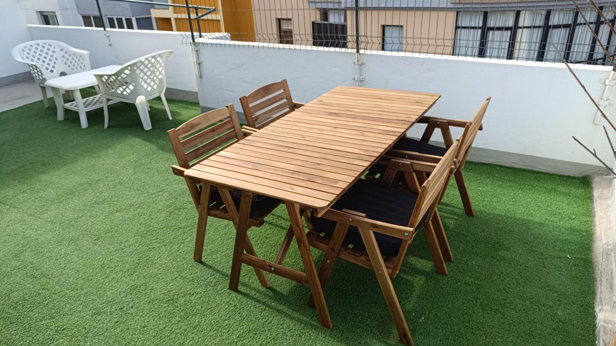 Alcaravaneras (adults Only)