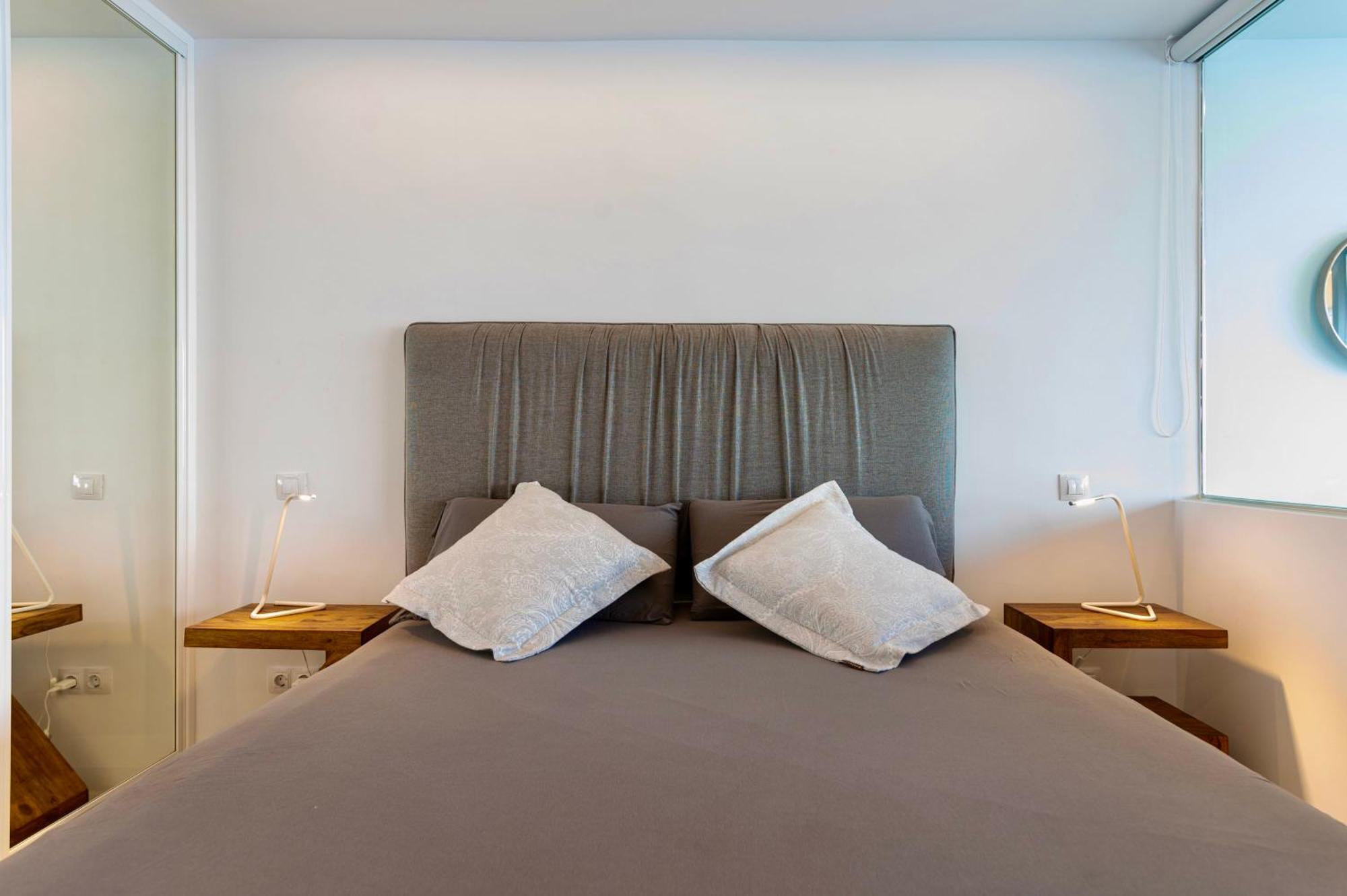 Brand New - Glass - Ocean Views Apartment *