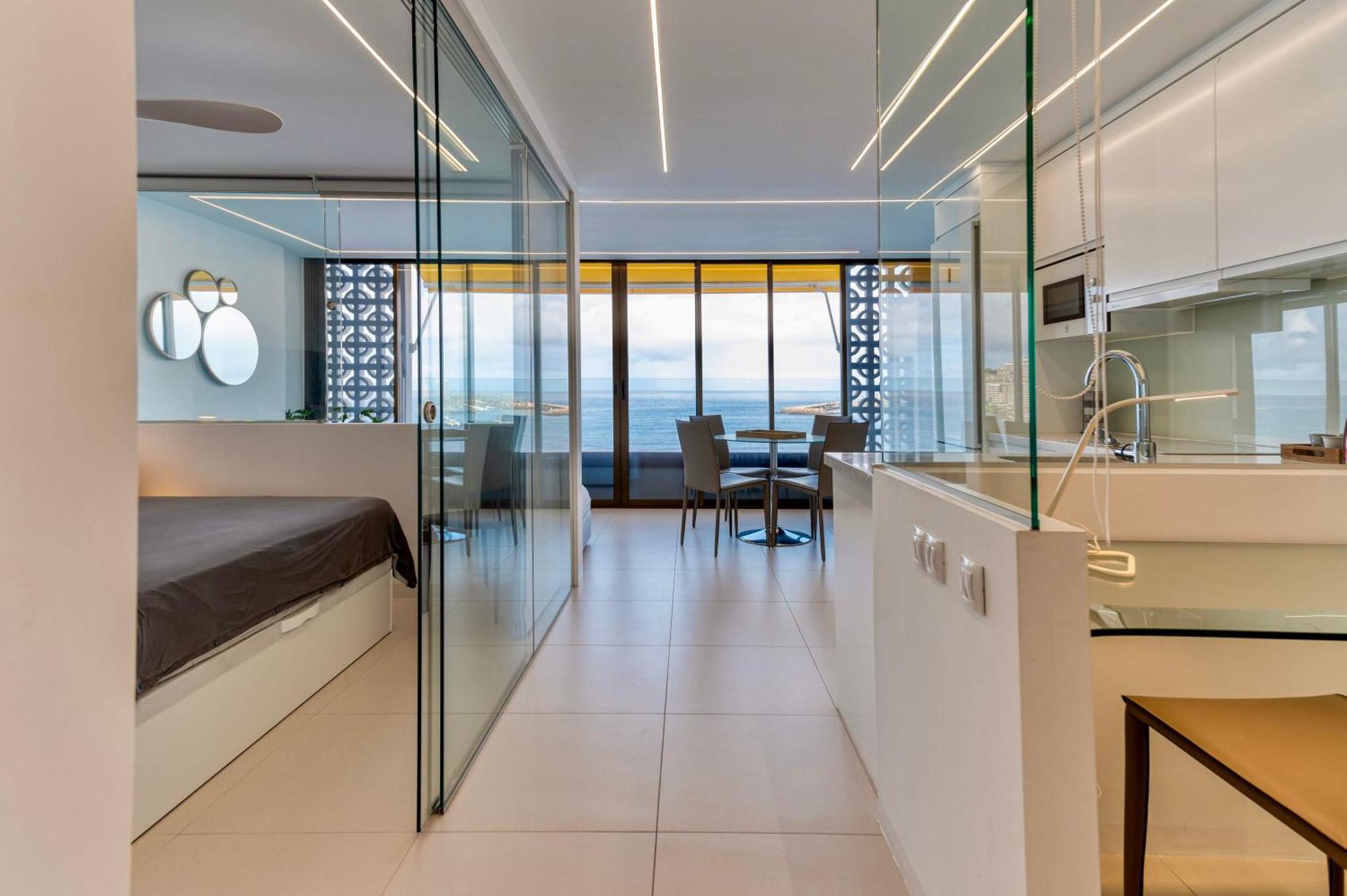 Apartment Brand New - Glass - Ocean Views