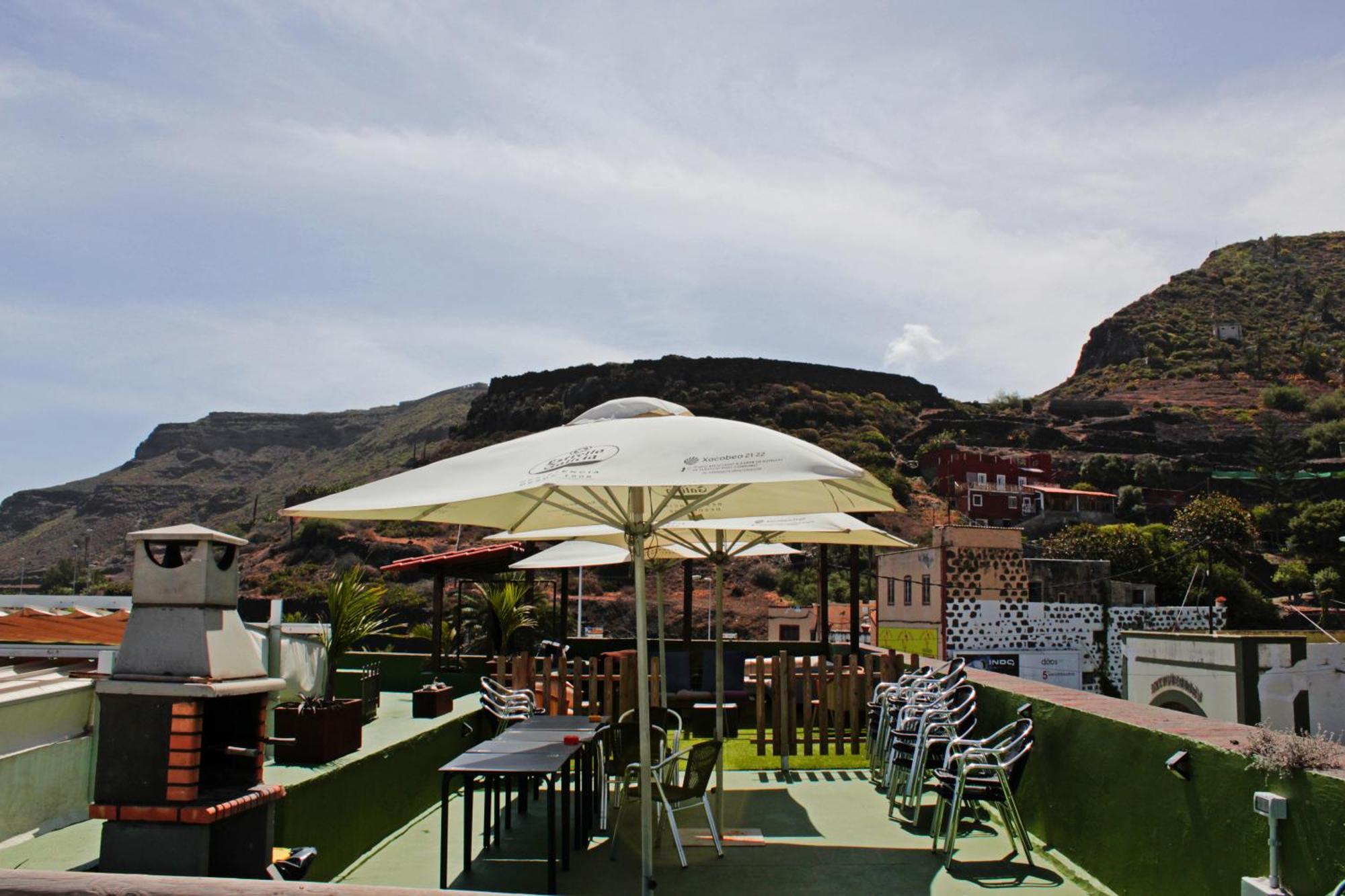 Atlantis Surf Guest house