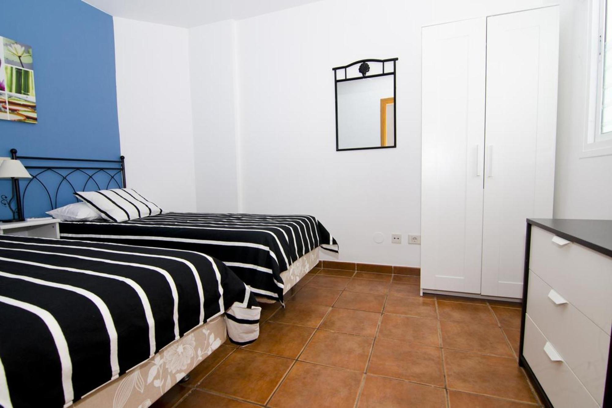 Sea View Mogan: 2-bedroom With Proximity And Wi-fi Apartment *