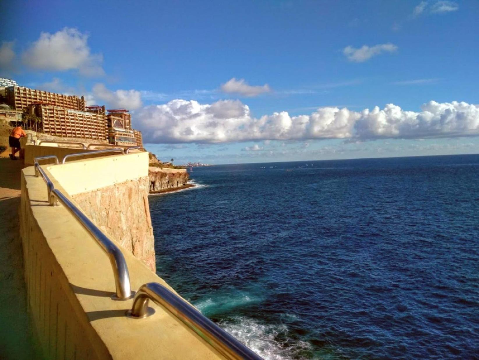 Sunny Days On Gran Canaria