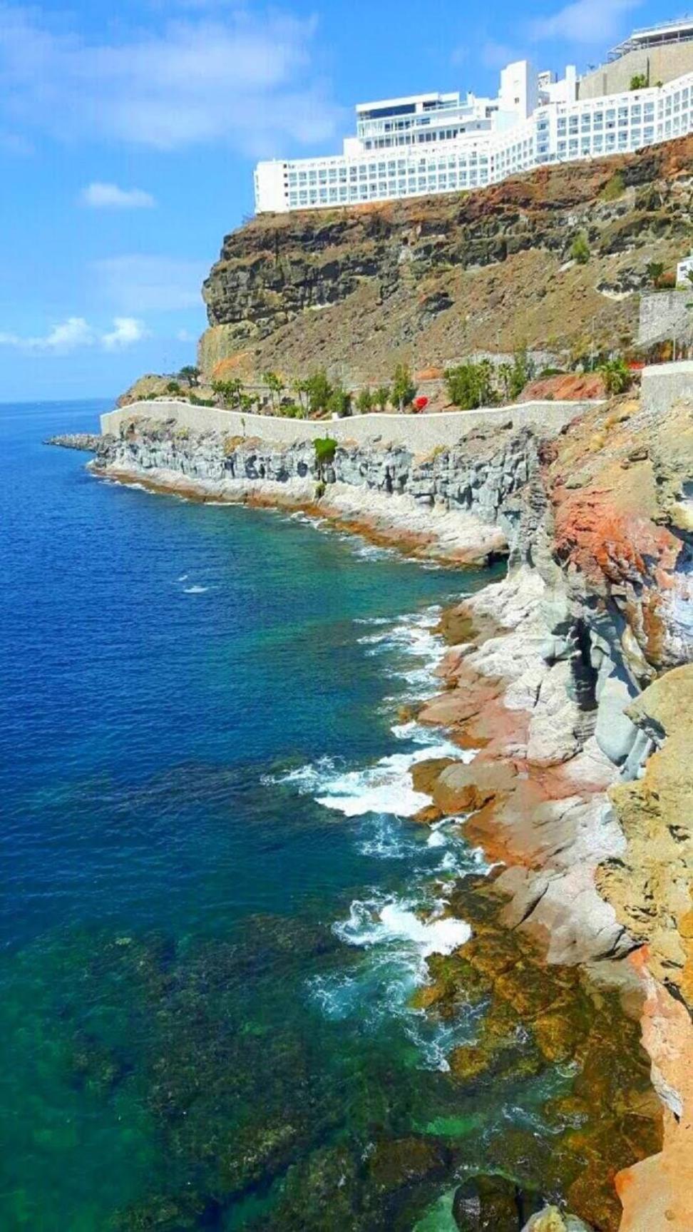 Sunny Days On Gran Canaria * Puerto Rico (Gran Canaria)