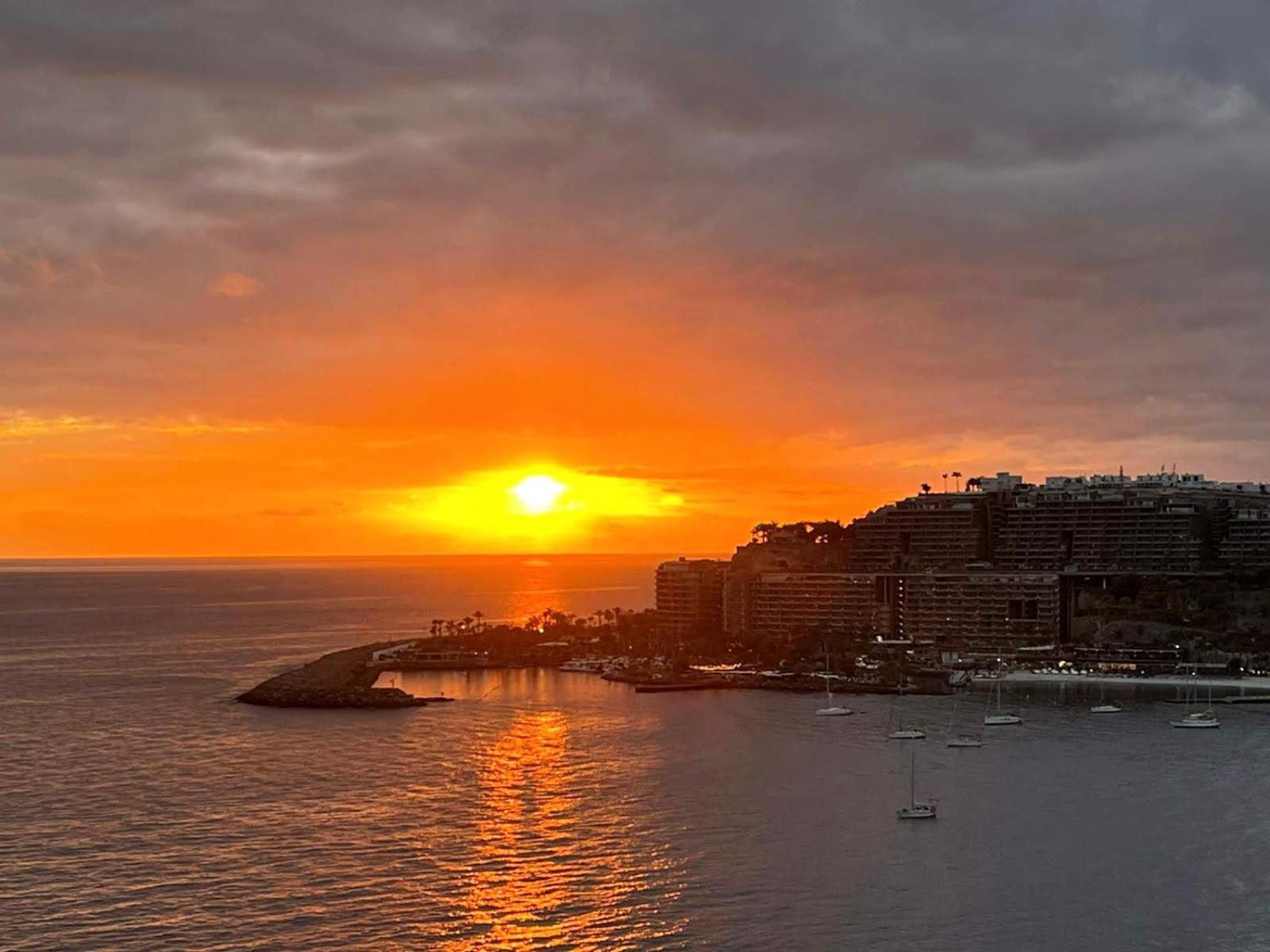 Sunny Days On Gran Canaria * Puerto Rico (Gran Canaria)