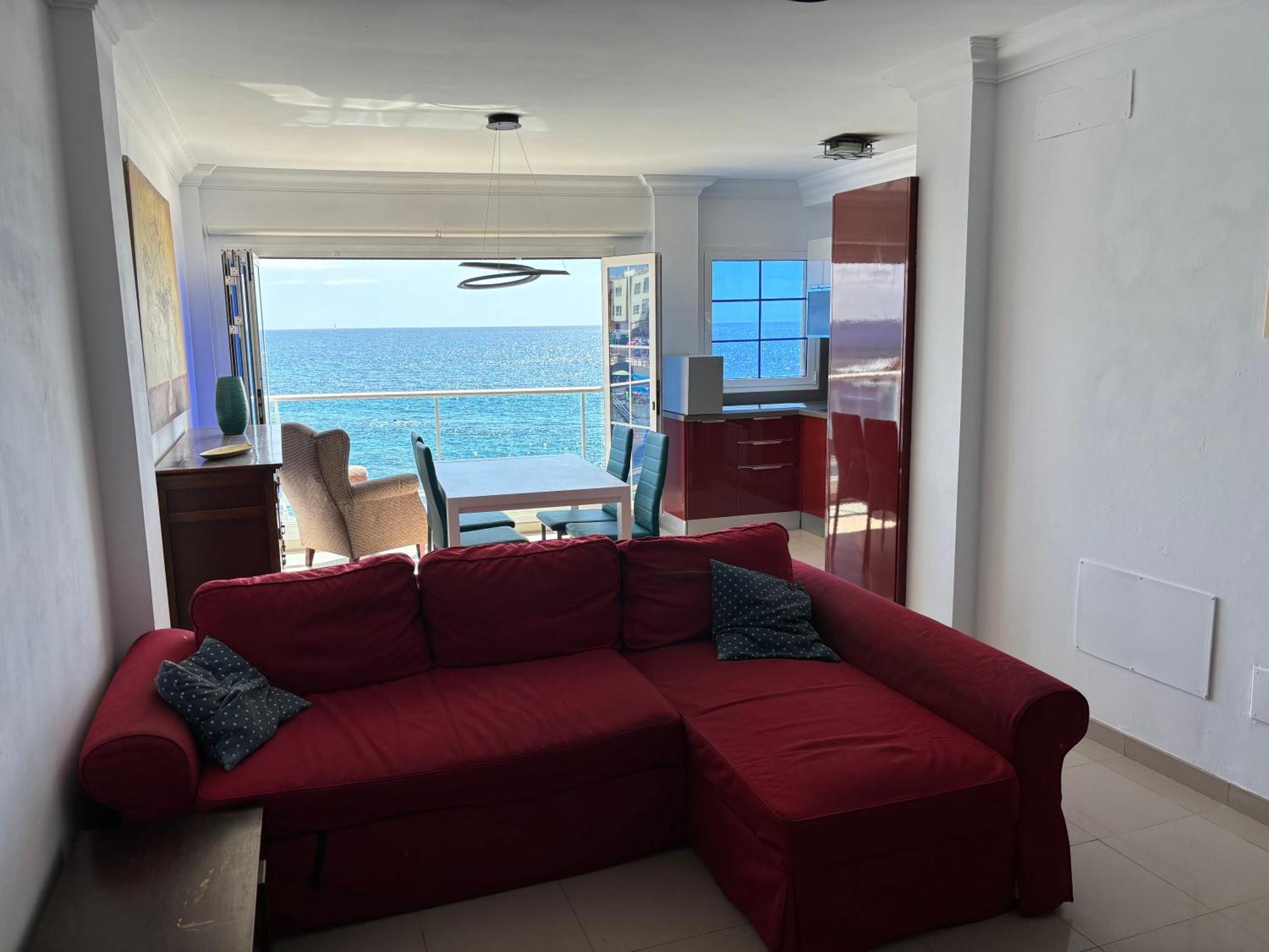 Vivienda 1ª Linea Mar En Paseo Maritimo * Arinaga
