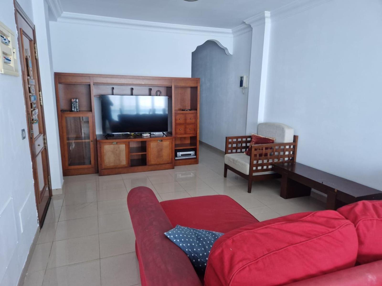 Vivienda 1ª Linea Mar En Paseo Maritimo Apartamento