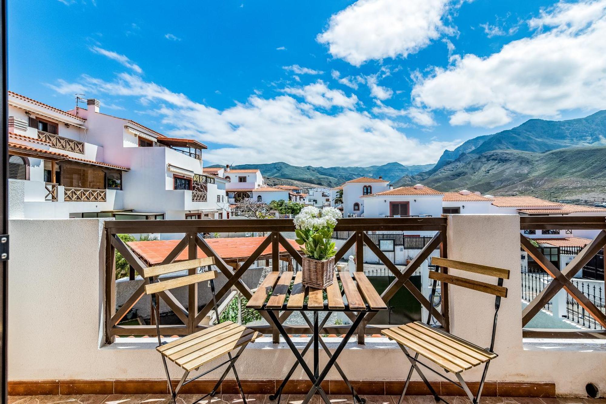 Home2book Charming House Agaete, Bbq & Garden *
