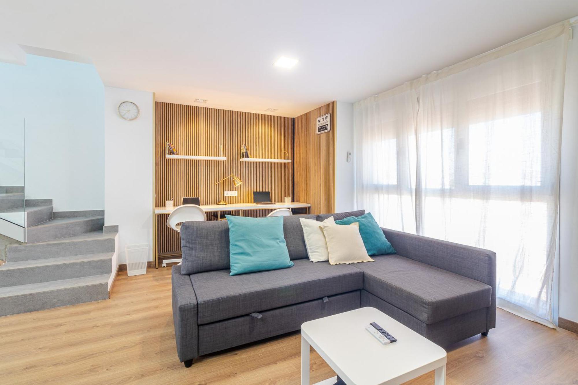 Flatguest Luxury Terrace Loft - Wifi *