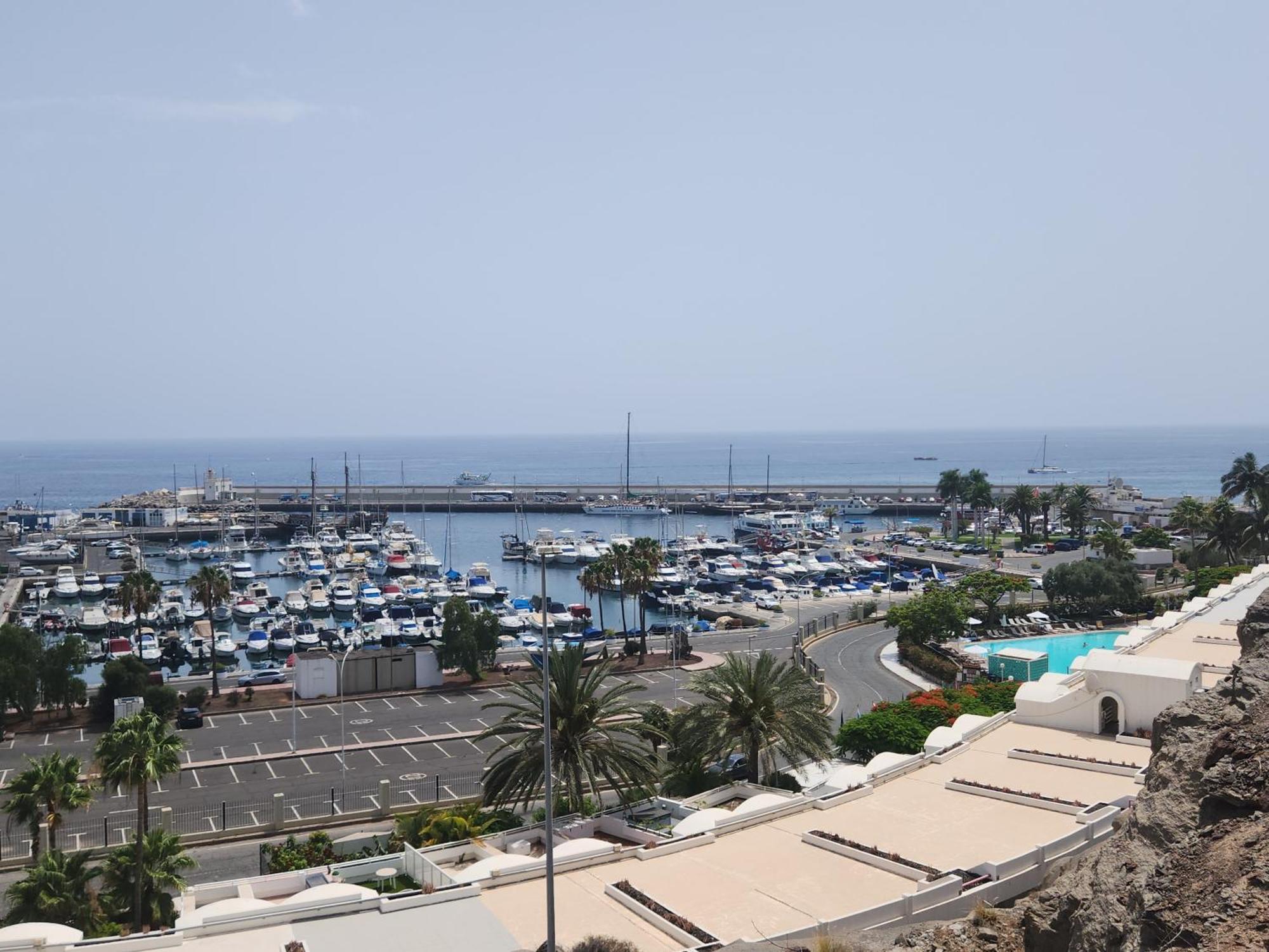 Stylish And Comfortable Duplex Near Swimming Pool Mogan