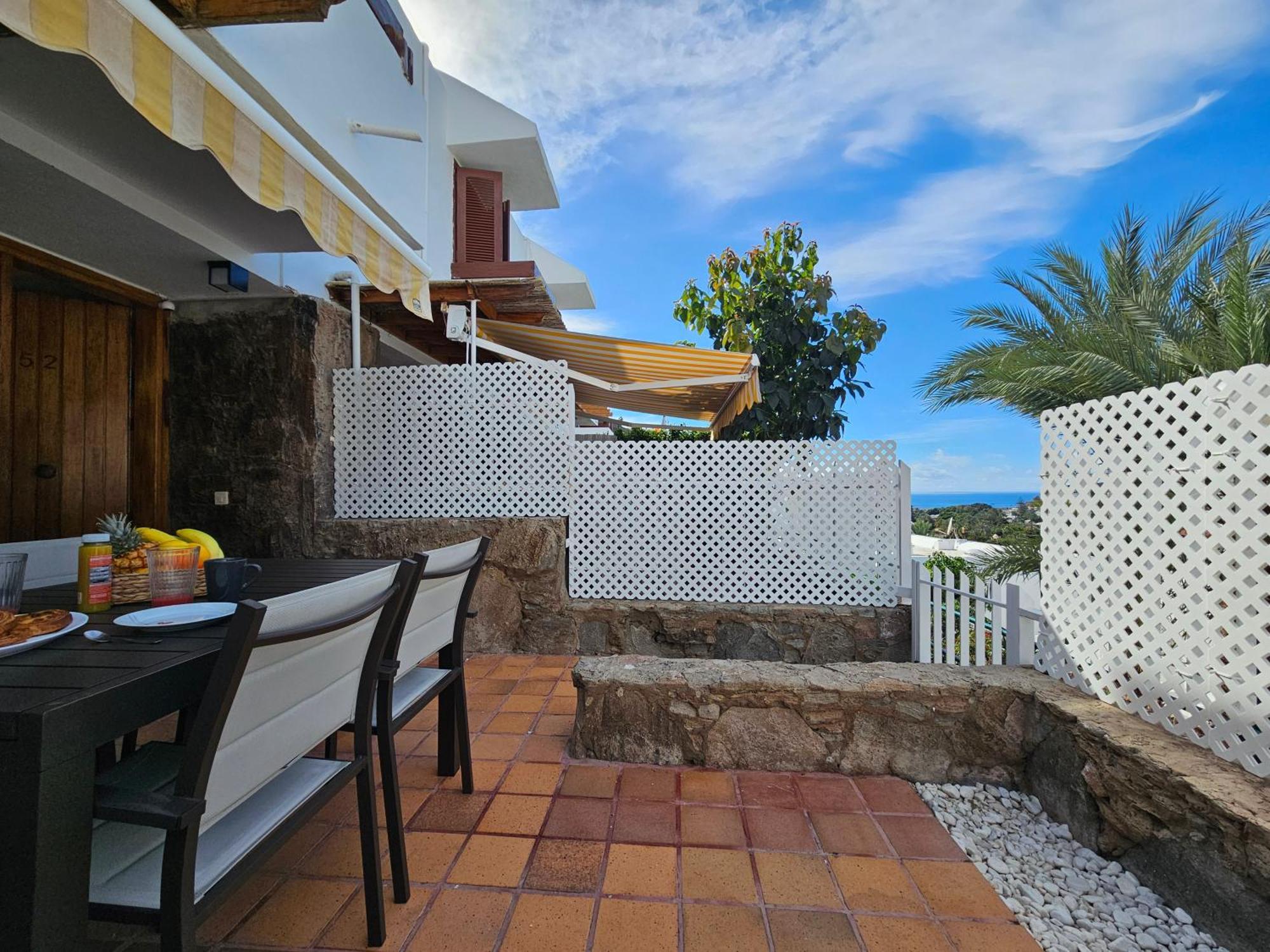 Stylish And Comfortable Duplex Near Swimming Pool Holiday home