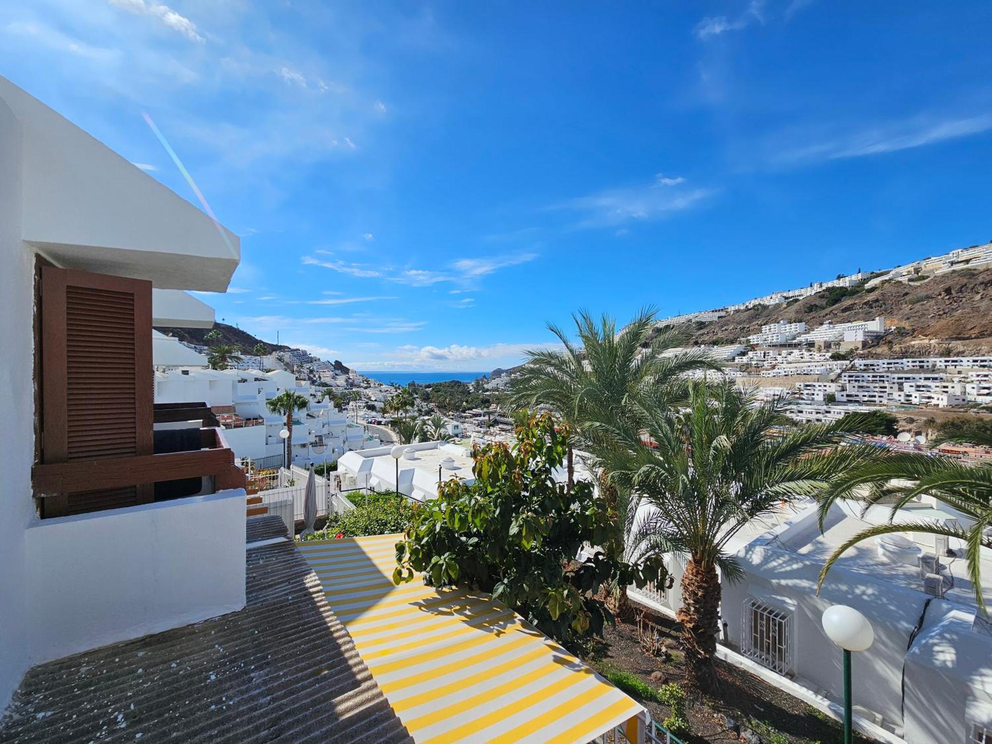 Stylish And Comfortable Duplex Near Swimming Pool *