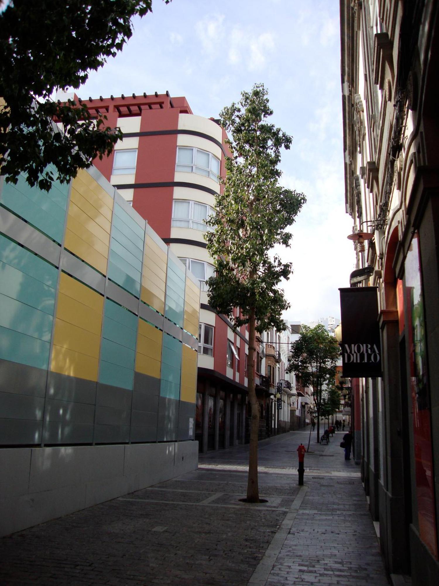 Triana Teatro Vv