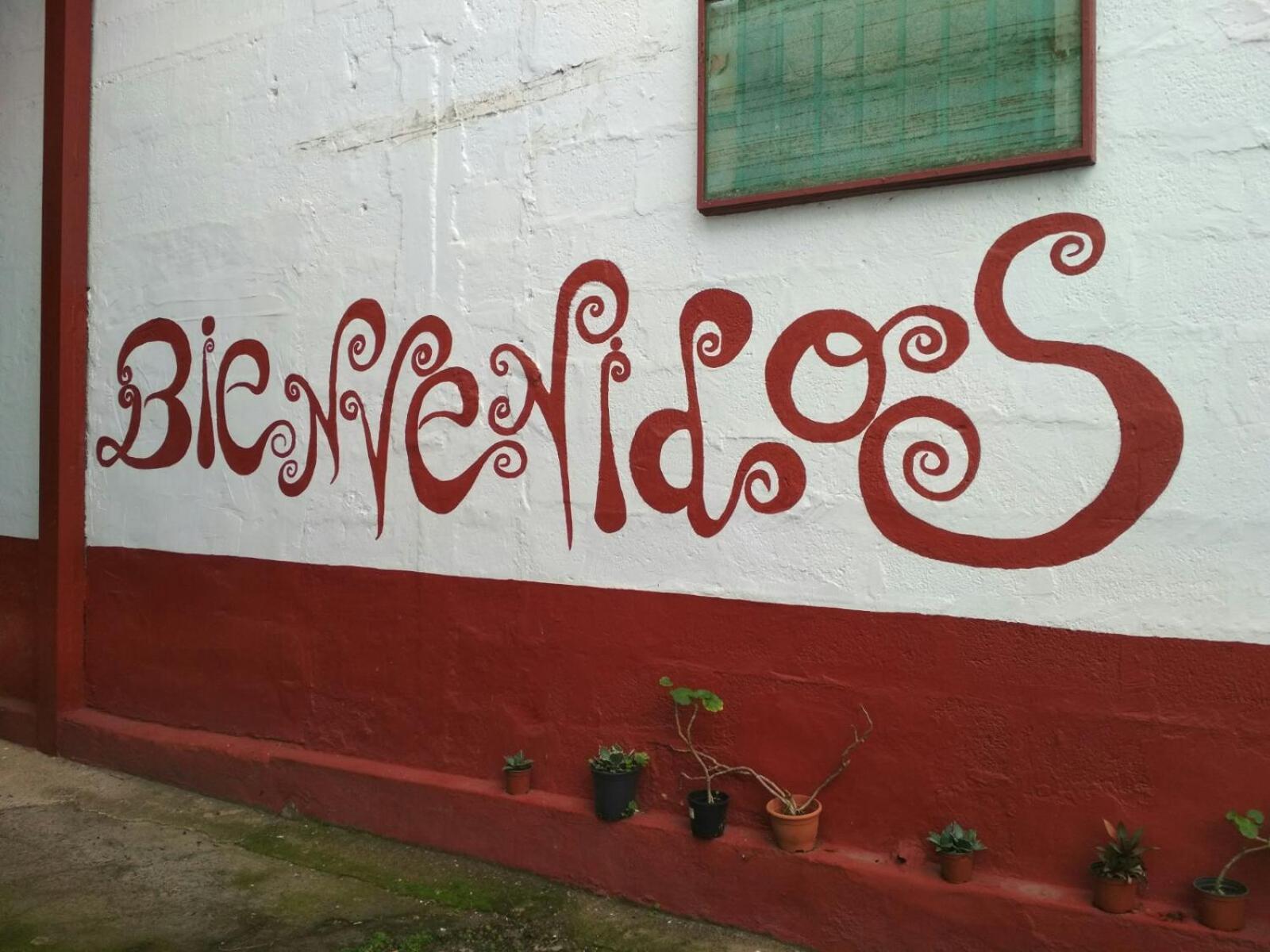 Privatunterkunft Residencia Conejos - Bike & Motorbike