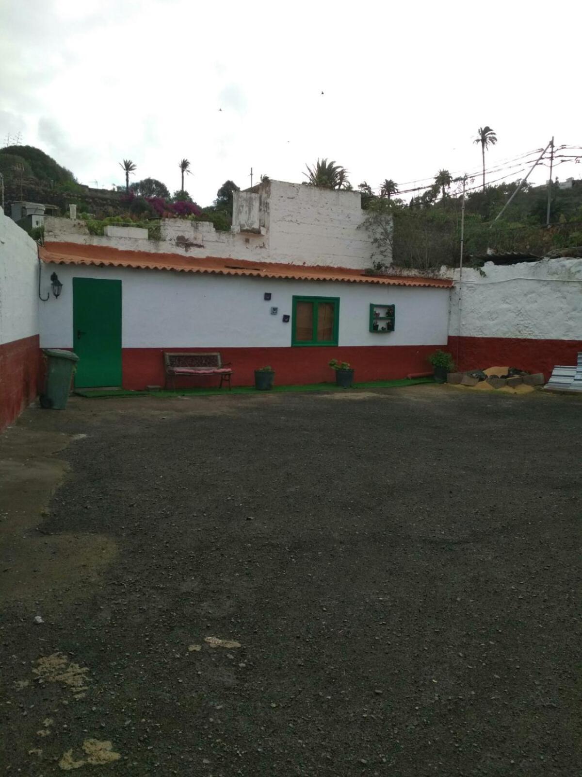 Privatunterkunft Residencia Conejos - Bike & Motorbike *
