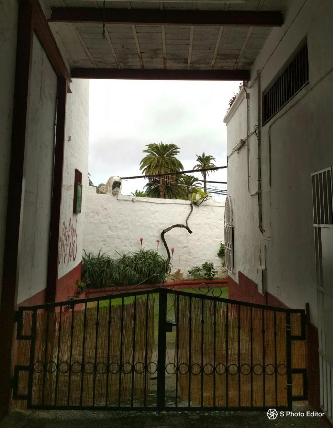 Privatunterkunft Residencia Conejos - Bike & Motorbike *