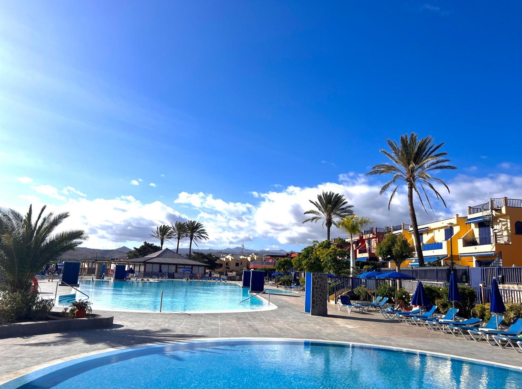 Holiday home And Golf With Private Jacuzzi