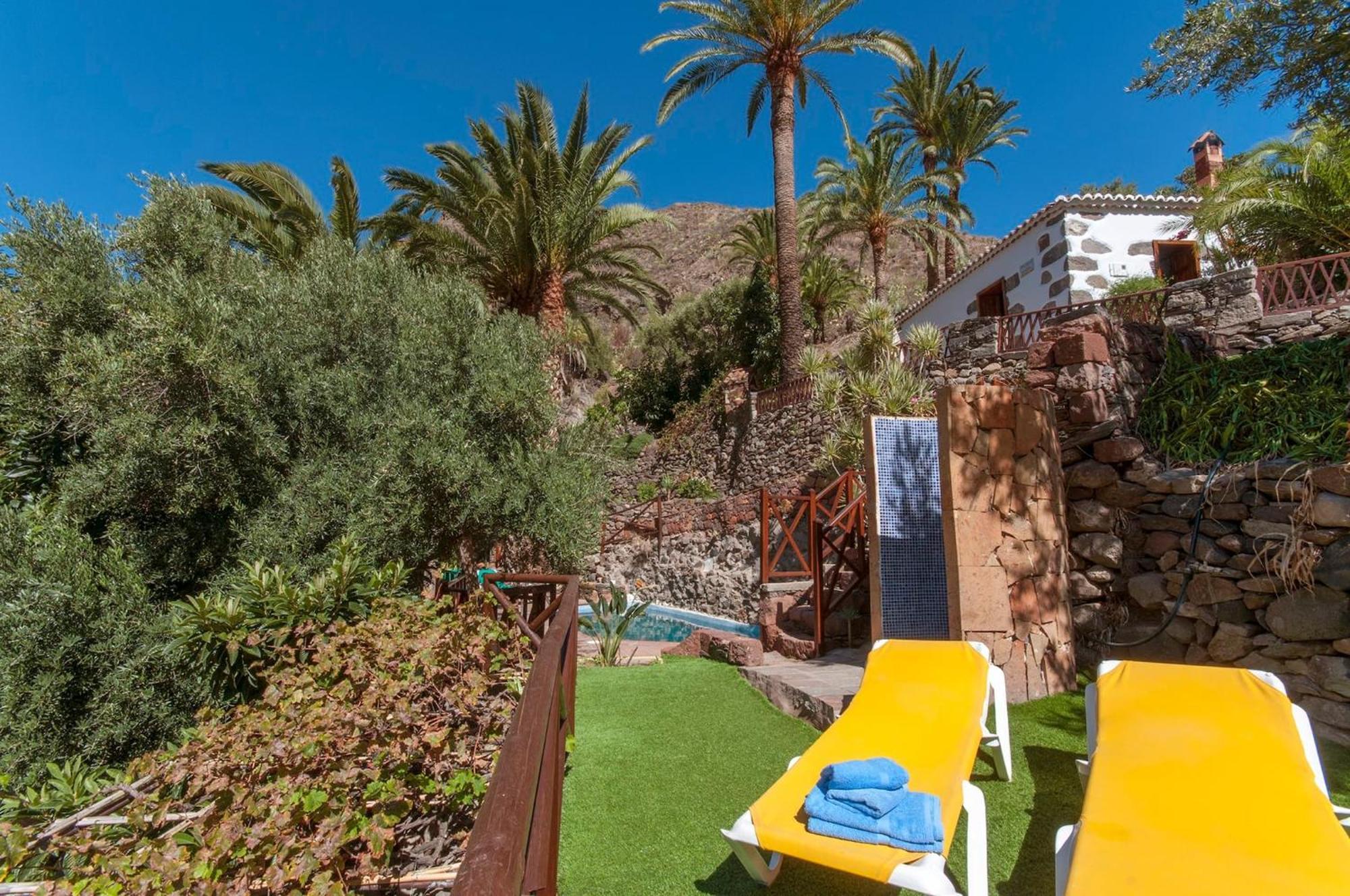 Holiday home Casa Con Piscina En *