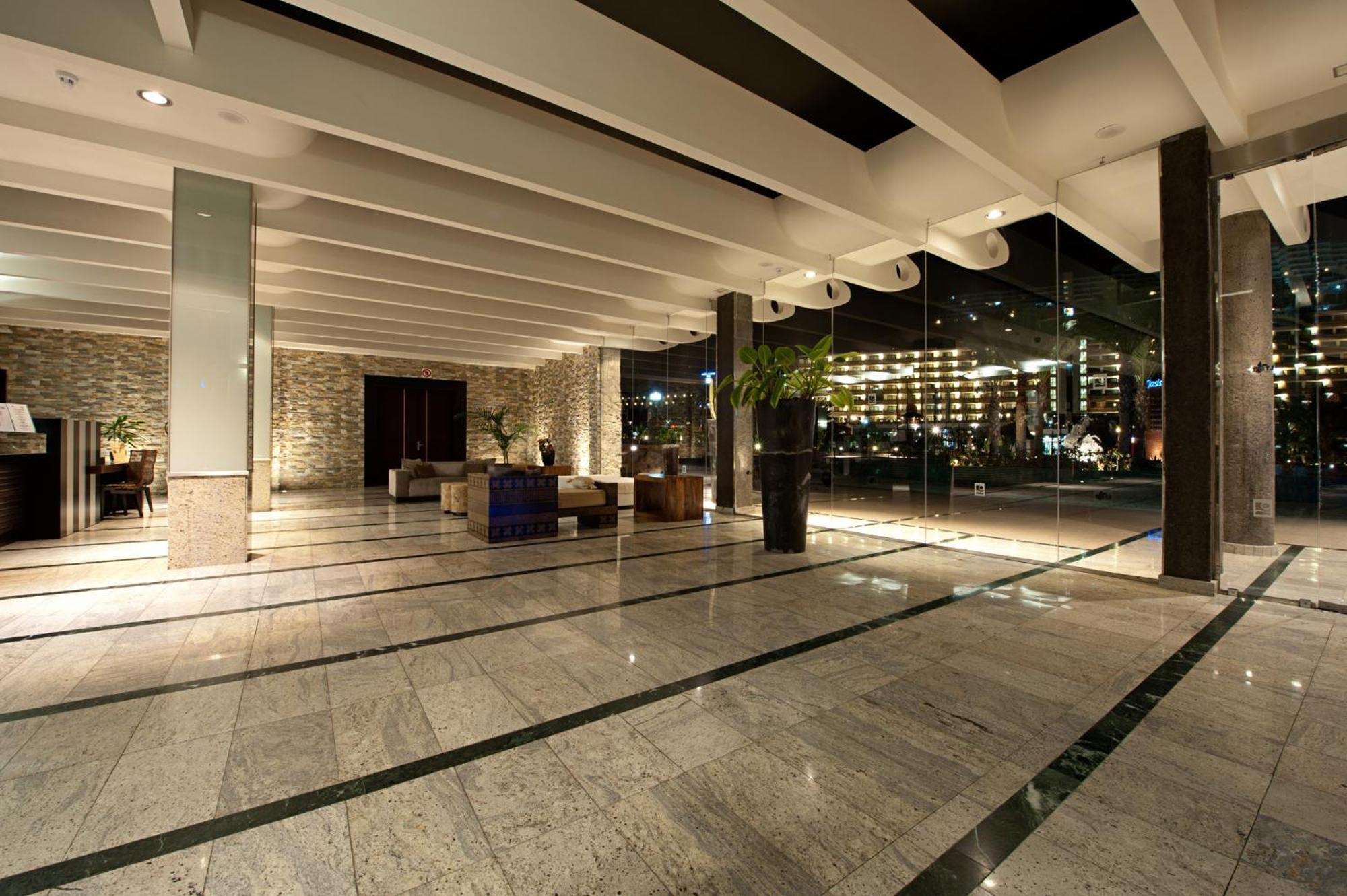 The Valle Taurito&aquapark Hotel