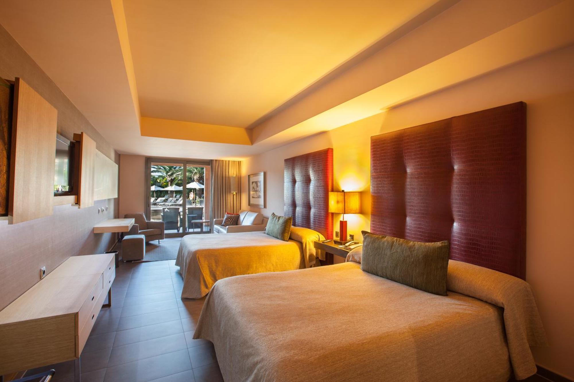 Lopesan Baobab Hotel 5*