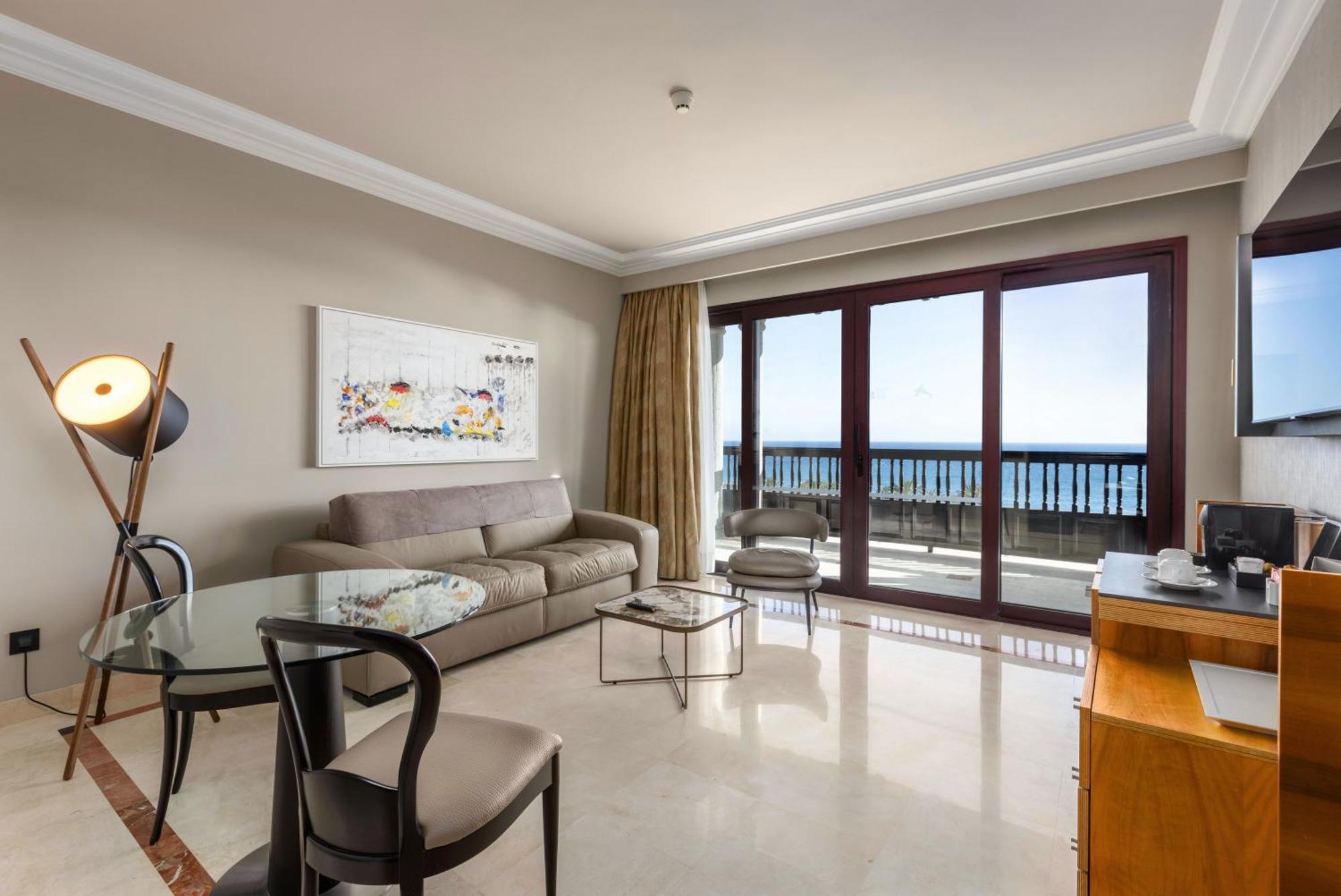 Lopesan Costa & Spa Hotel 5*