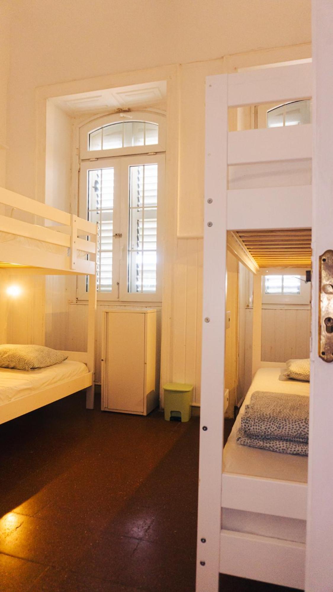 Hostel Agueita House
