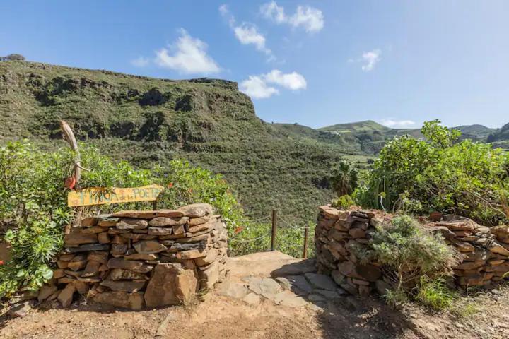 De Poetas Santa Maria de Guia de Gran Canaria
