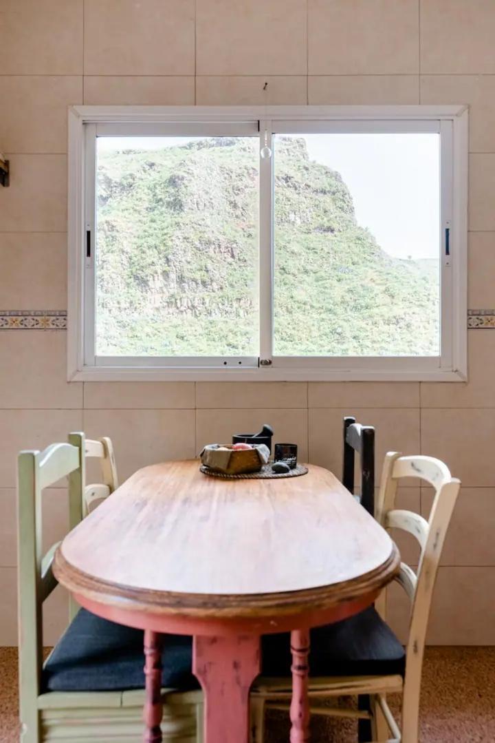 De Poetas Santa Maria de Guia de Gran Canaria