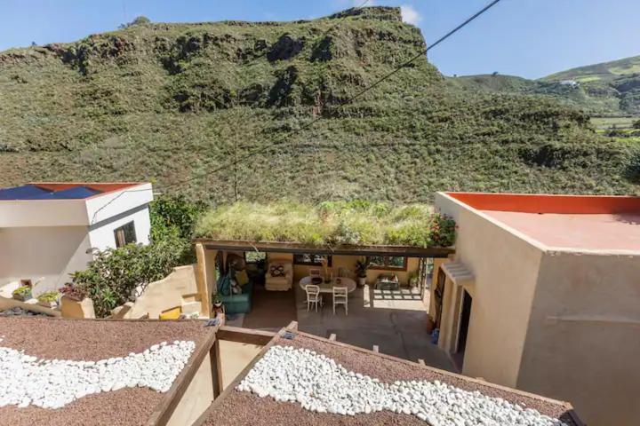De Poetas Santa Maria de Guia de Gran Canaria