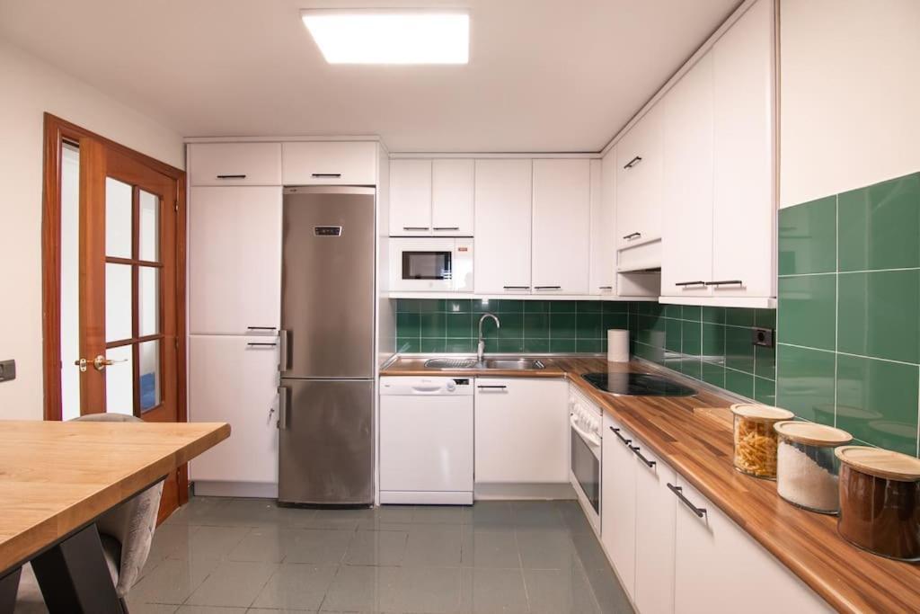 Vistas Residencial L Parking Privado * Las Palmas / Gran Canaria
