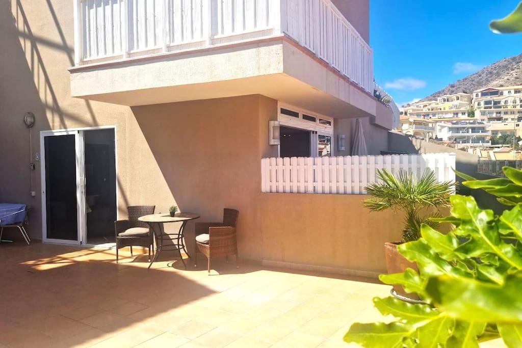 Apartment Comfortable 2 Bed In *