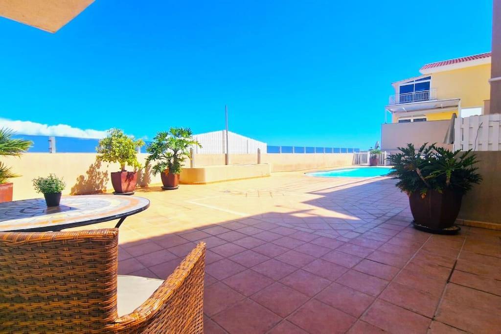 Comfortable 2 Bed In Apartment *