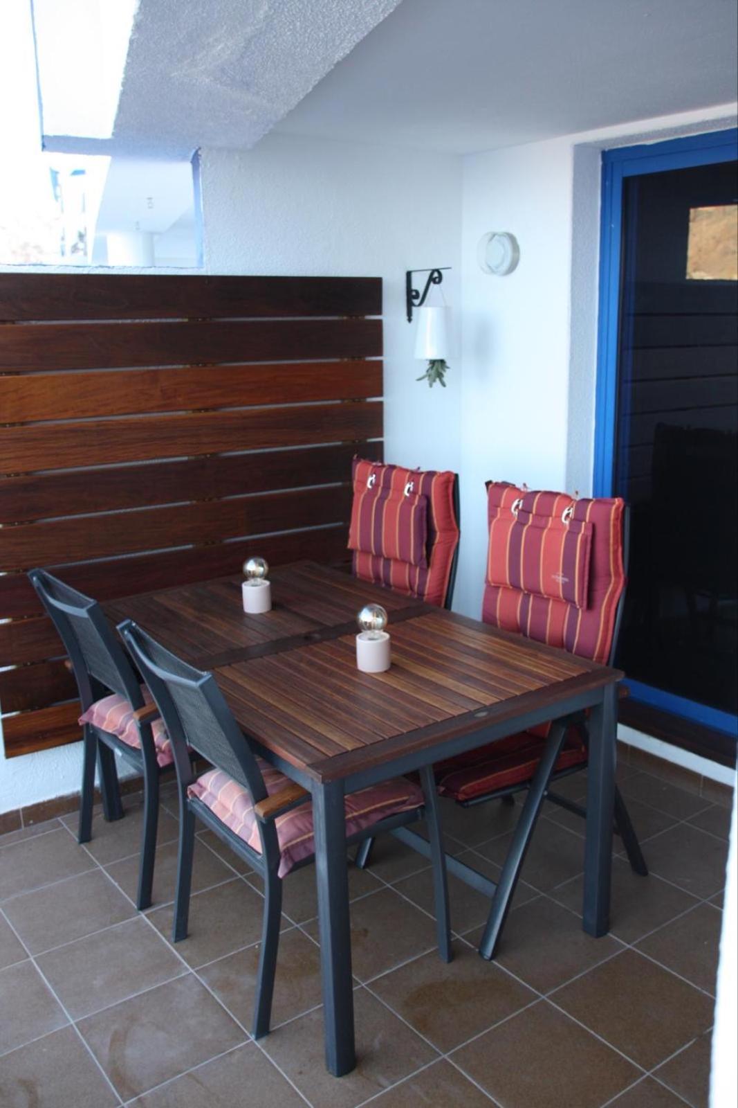 Private With Stunning Ocean Views And Sunset. Apartment *
