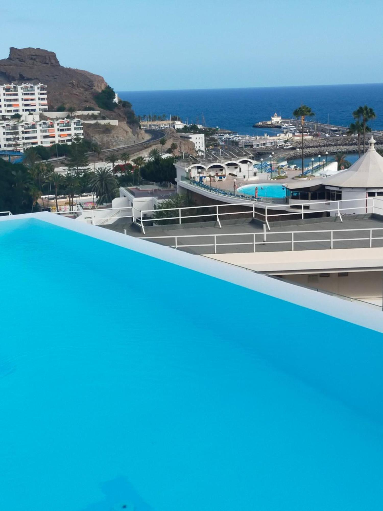 Entre El Cielo Y El Mar. Puerto Rico.. * Puerto Rico (Gran Canaria)