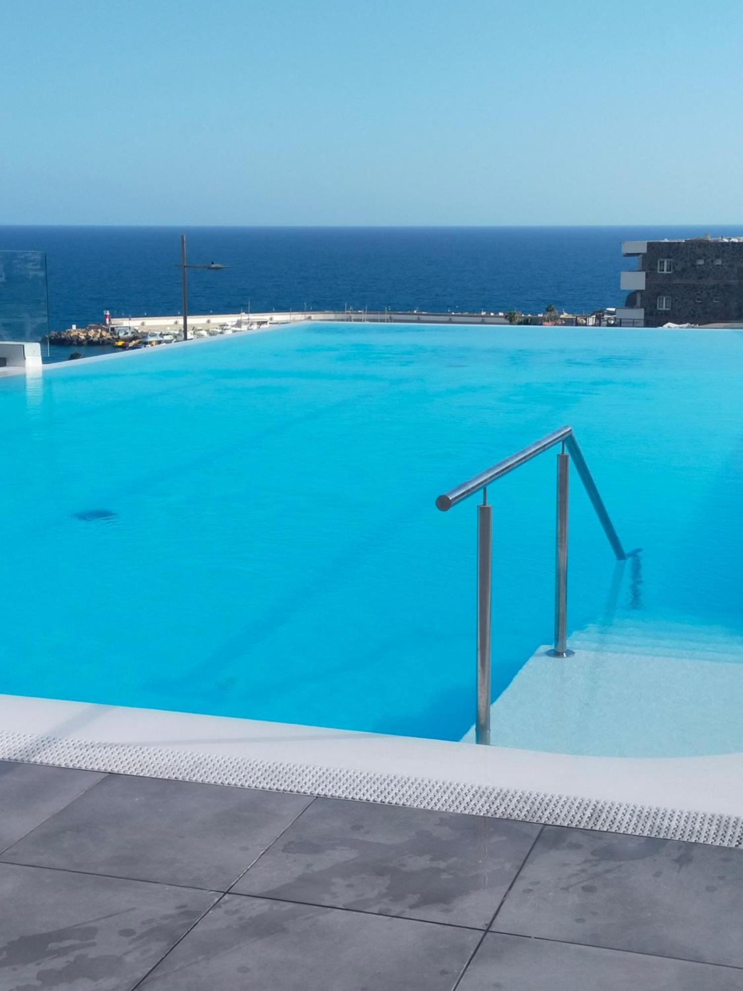 Entre El Cielo Y El Mar. Puerto Rico.. Apartamento *