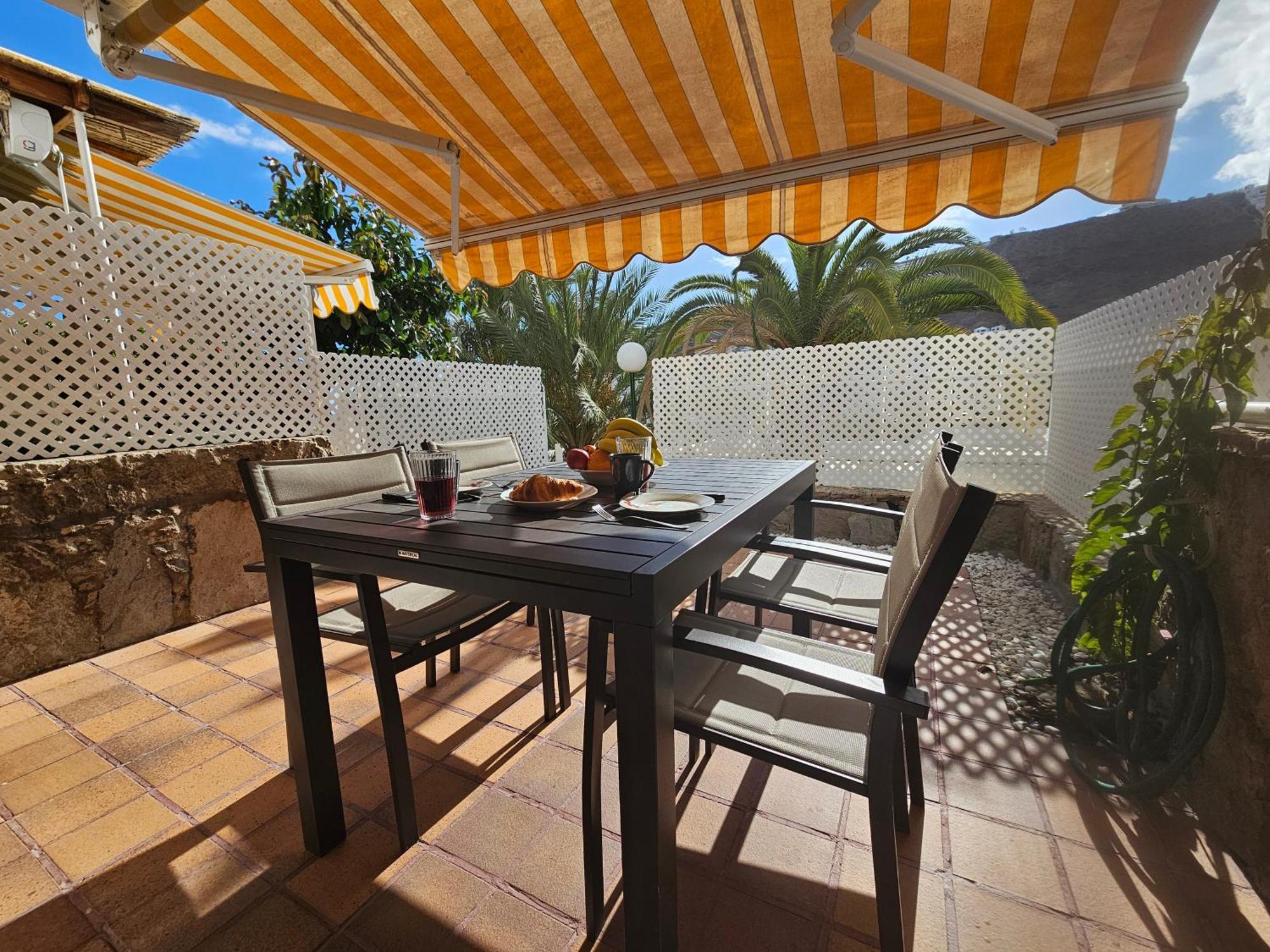Stylish And Comfortable Duplex Near Swimming Pool Holiday home *