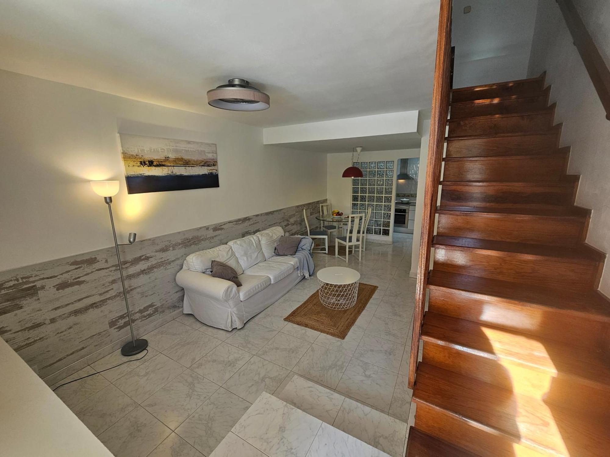 Stylish And Comfortable Duplex Near Swimming Pool Holiday home *
