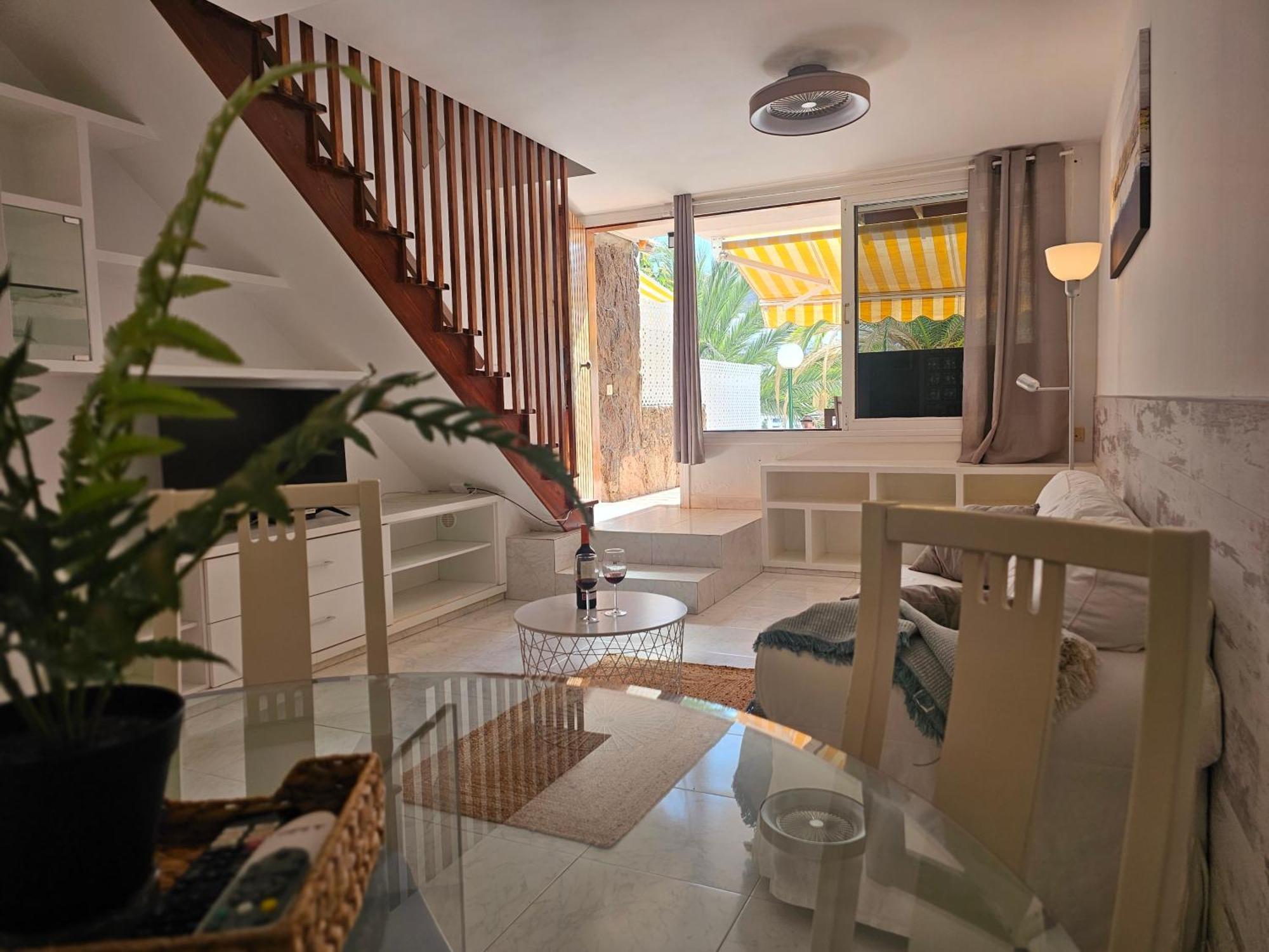 Stylish And Comfortable Duplex Near Swimming Pool Mogan