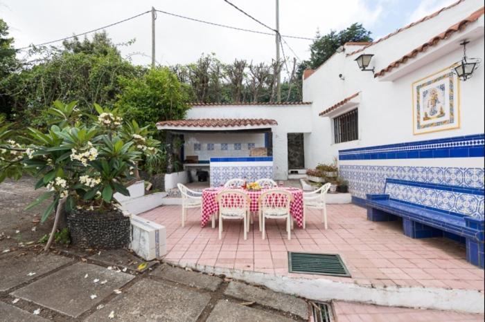 Vivelorural Casa En Grupos Con Piscina Holiday home *
