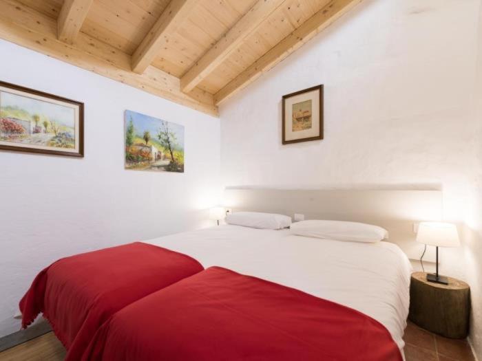 Vivelorural Casa En Grupos Con Piscina Holiday home