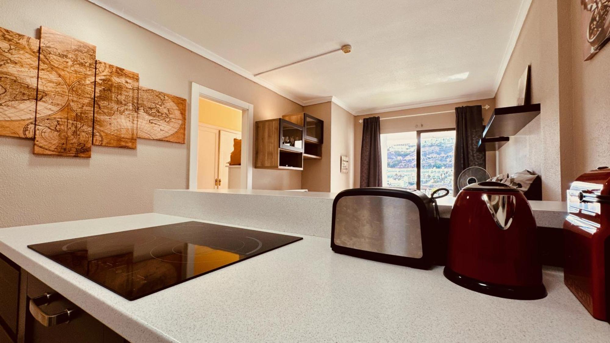 Click & Guest - Atlantic Views In Puerto Rico Apartment *